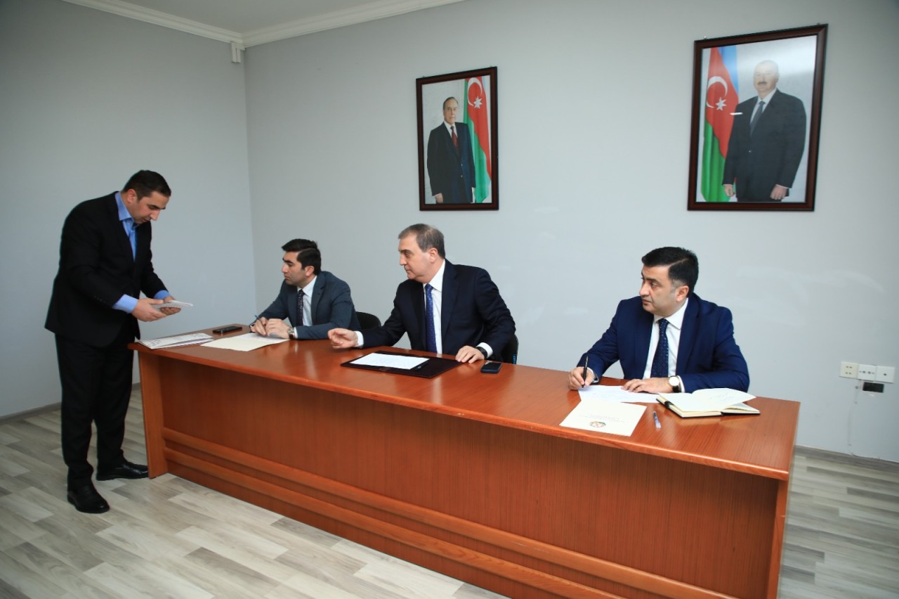 İcra başçısı Niyazi Bayramov vətəndaşlarla görüşdü - FOTOLAR